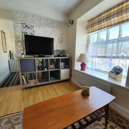 Globe Holiday Apartment *